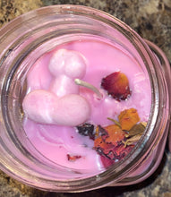 Load image into Gallery viewer, Sweet D Candle

