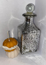 Load image into Gallery viewer, Pumpkin Tower
